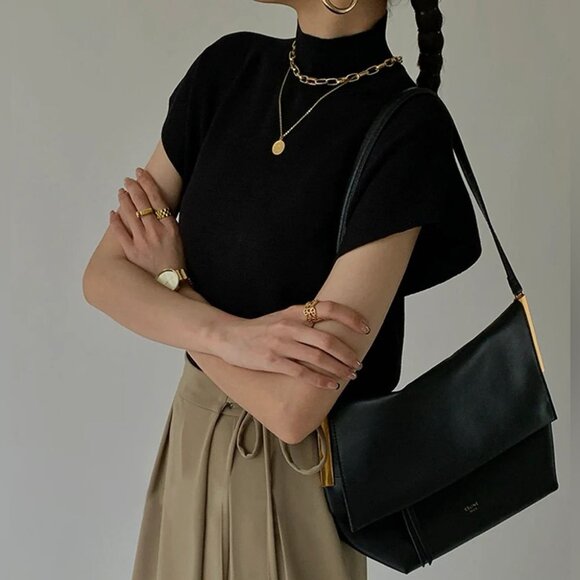 Black knit sleeveless sweater - Picture 2 of 4